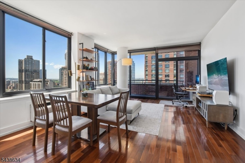 A Condominiums - Residential