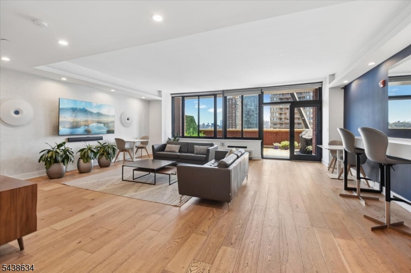 A Condominiums - Residential