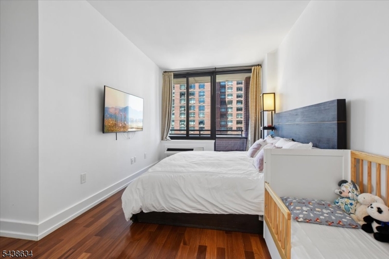 A Condominiums - Residential