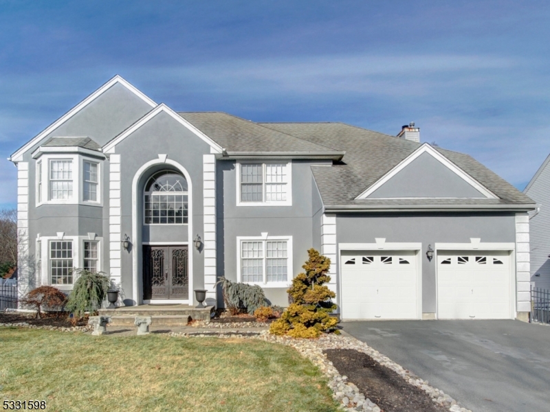 Poete Peak - Residential