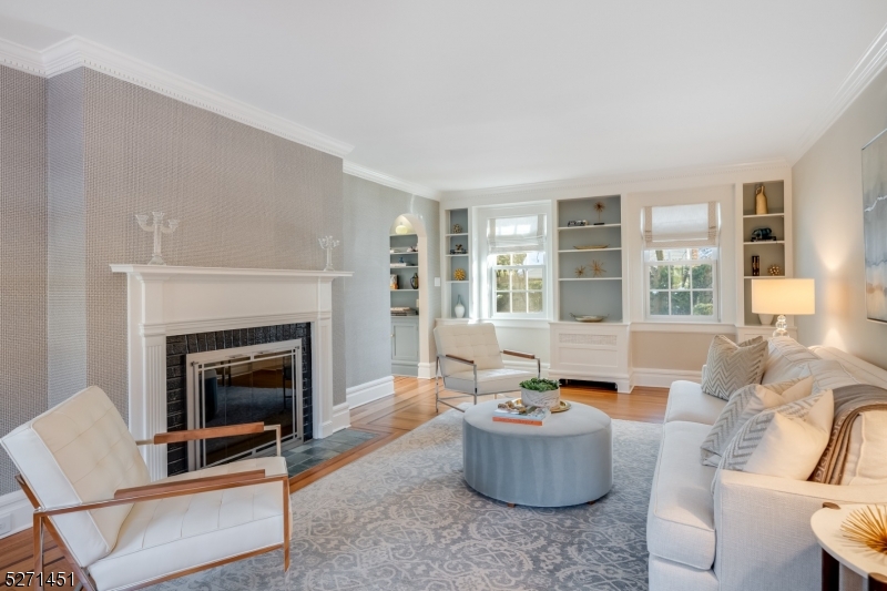 Knollwood - Residential