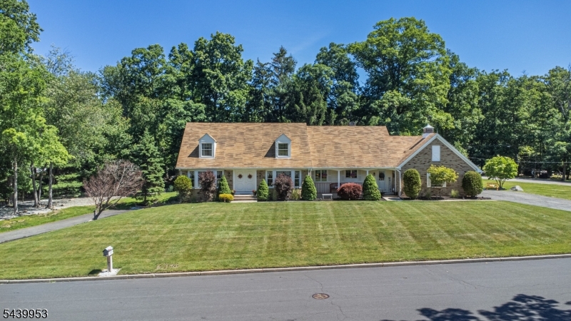 OLDE MILFORD ESTATES - Residential