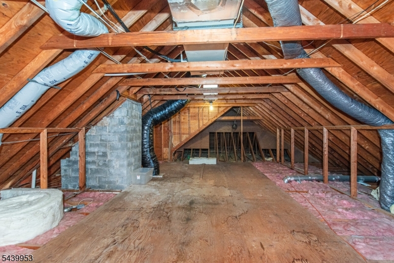 OLDE MILFORD ESTATES - Residential