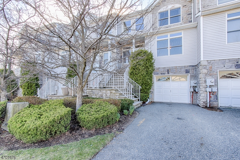 Glenmont Commons - Residential