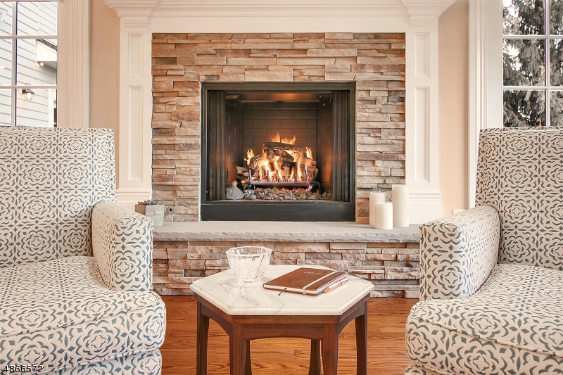 OLD SHORT HILLS - Residential