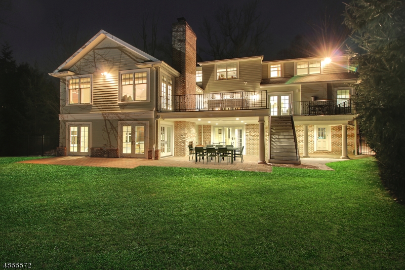 OLD SHORT HILLS - Residential