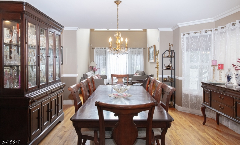 Putnam Manor - Residential