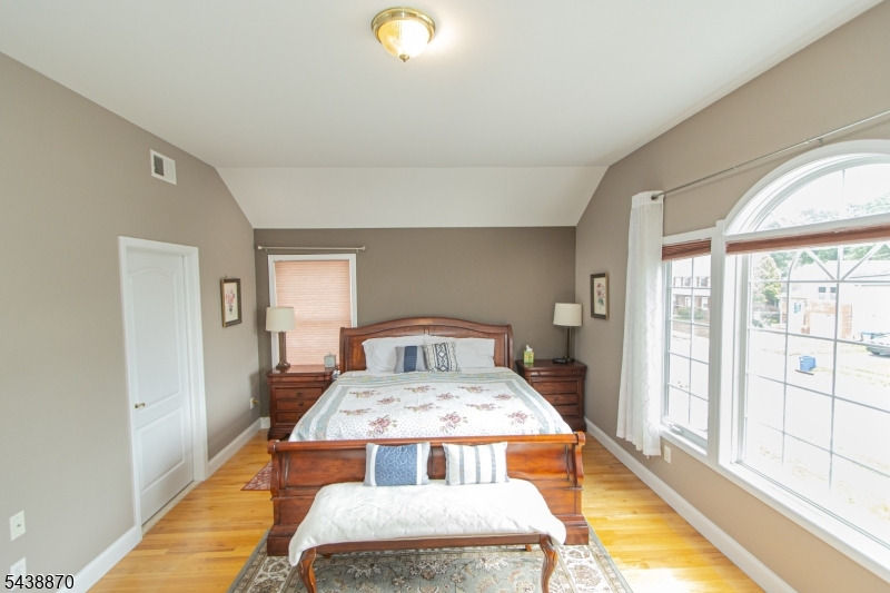 Putnam Manor - Residential