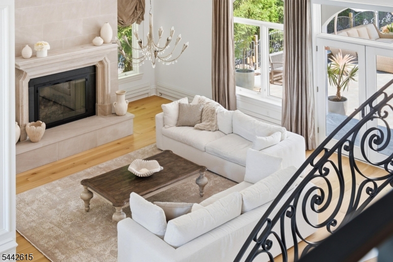 Robin Hill Estates - Residential