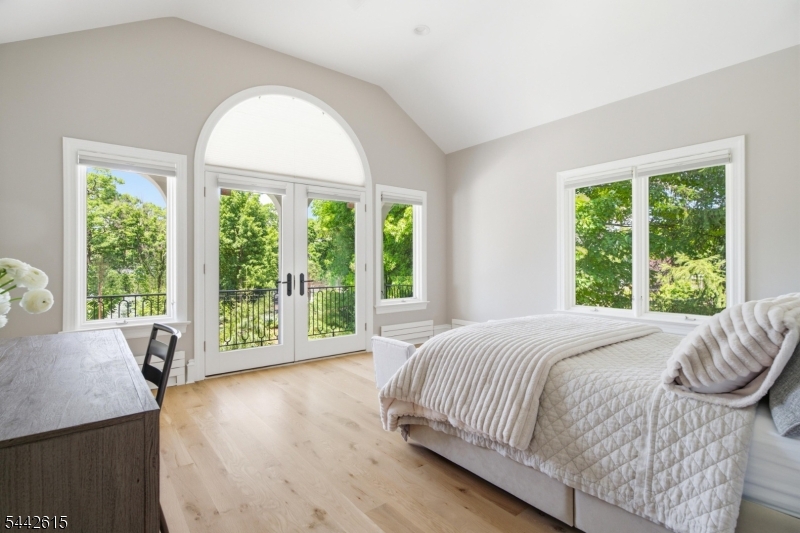 Robin Hill Estates - Residential