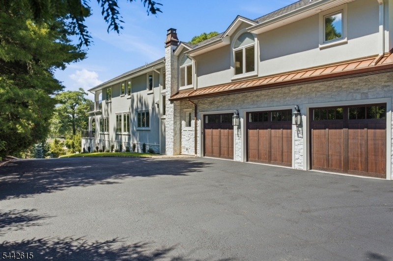Robin Hill Estates - Residential