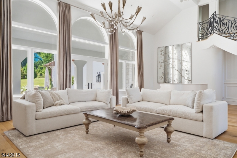 Robin Hill Estates - Residential