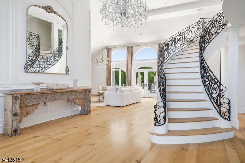 Robin Hill Estates - Residential