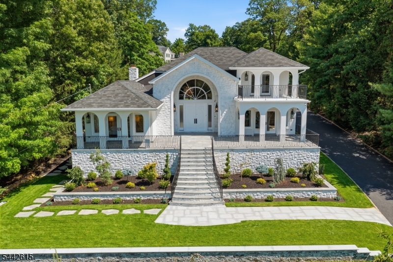Robin Hill Estates - Residential