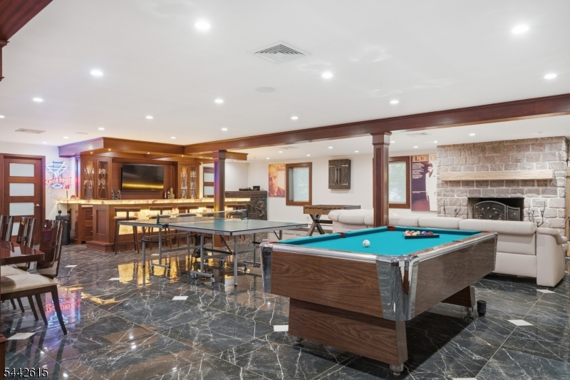 Robin Hill Estates - Residential