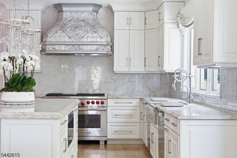 Robin Hill Estates - Residential