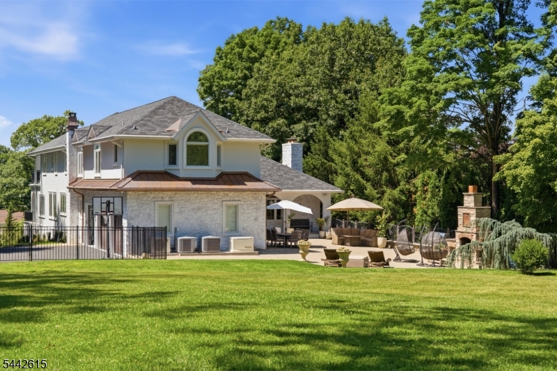 Robin Hill Estates - Residential