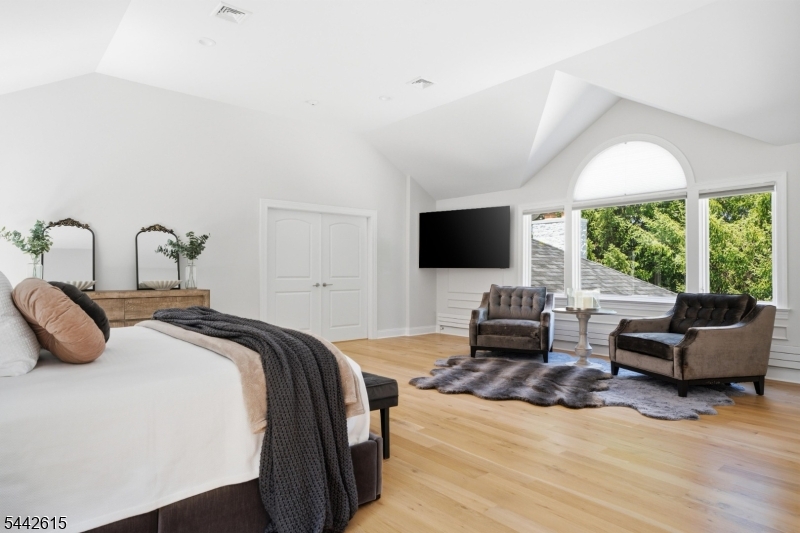 Robin Hill Estates - Residential