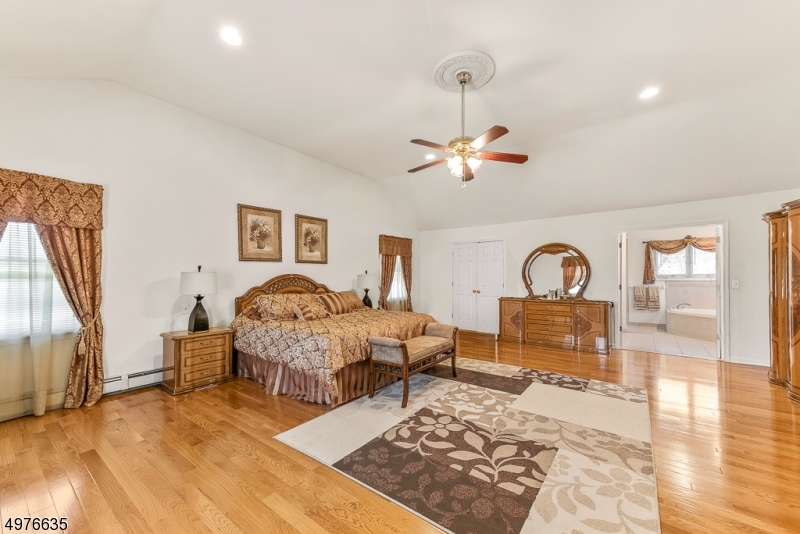 LAKE PARSIPPANY - Residential