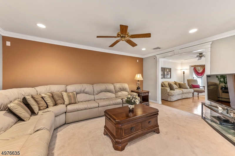 LAKE PARSIPPANY - Residential