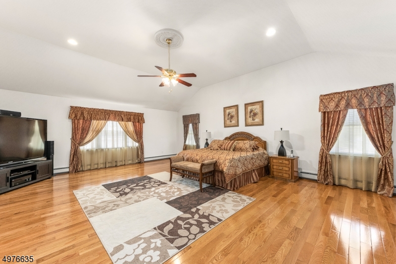 LAKE PARSIPPANY - Residential