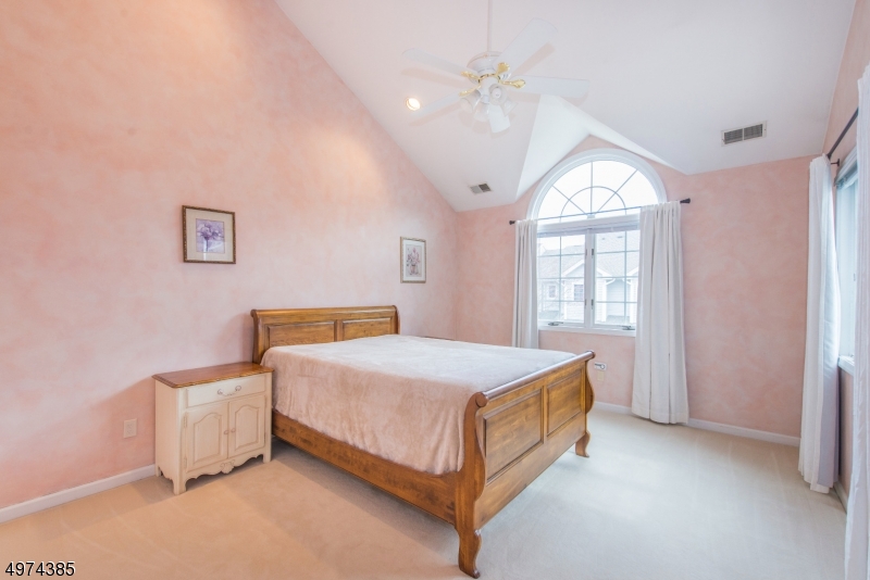 Montville Chase - Residential