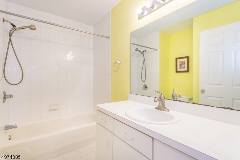 Montville Chase - Residential