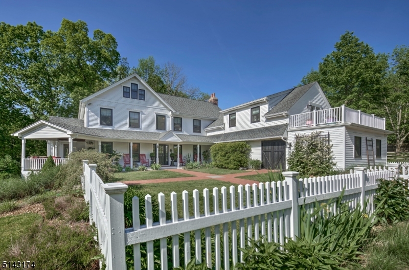 New Vernon - Residential