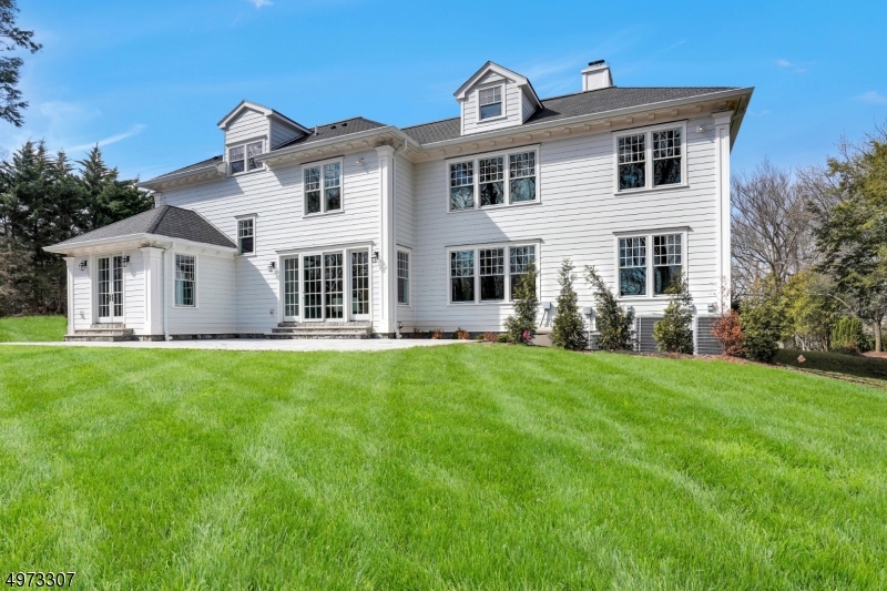 OLD SHORT HILLS - Residential
