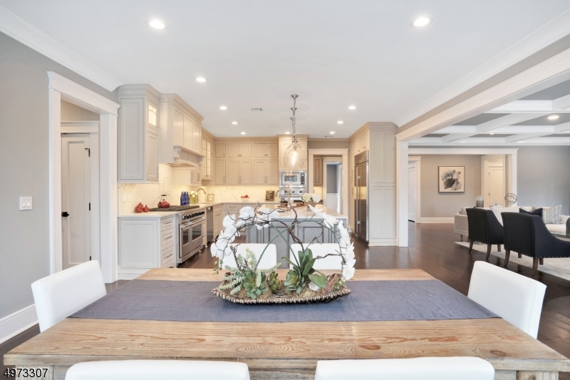 OLD SHORT HILLS - Residential