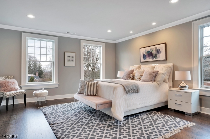 OLD SHORT HILLS - Residential