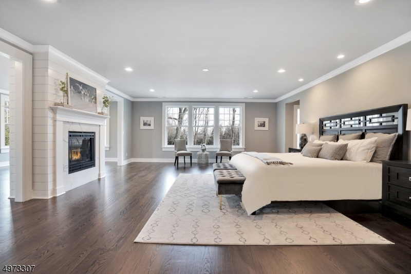 OLD SHORT HILLS - Residential