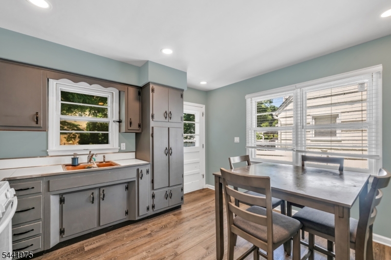 Lions Head Lake - Residential