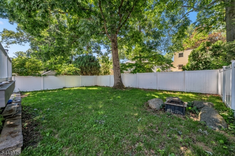 Lions Head Lake - Residential