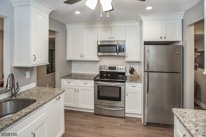 FOXWOOD - Residential