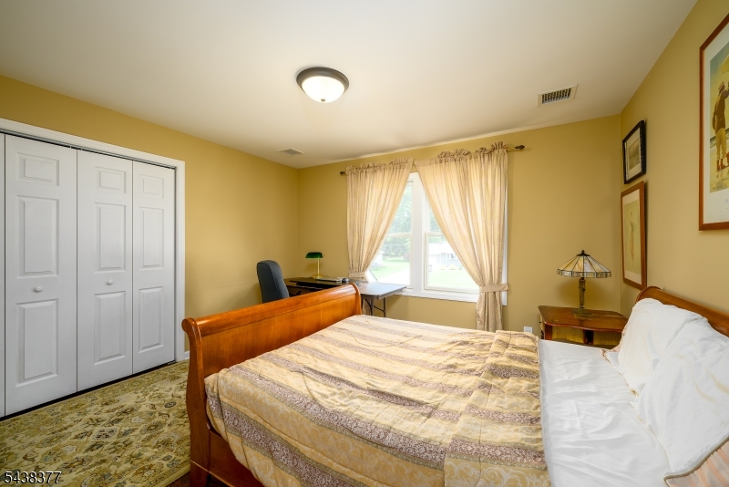 Green Knoll - Residential
