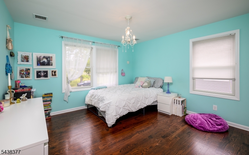 Green Knoll - Residential