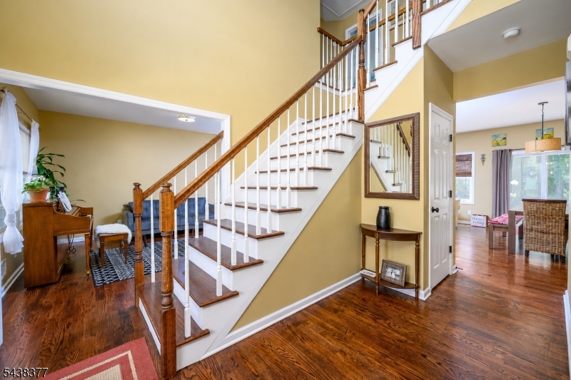Green Knoll - Residential