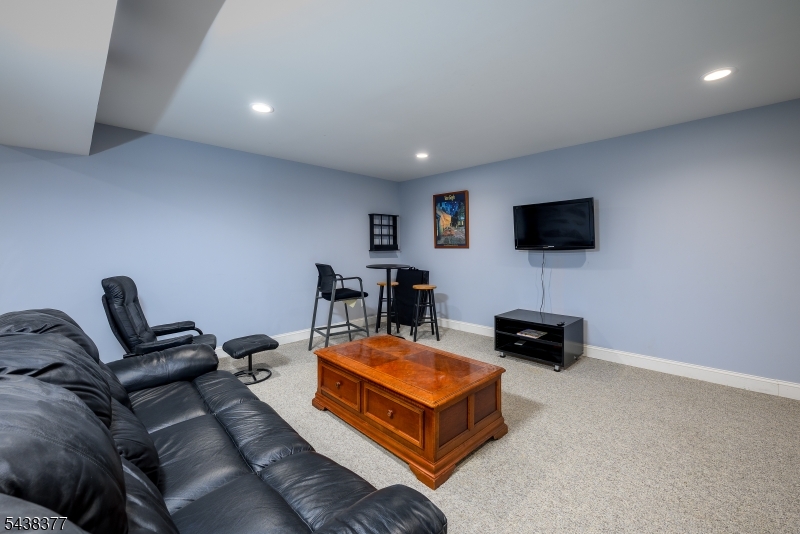 Green Knoll - Residential