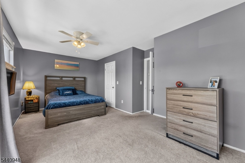 STONEGATE - Residential