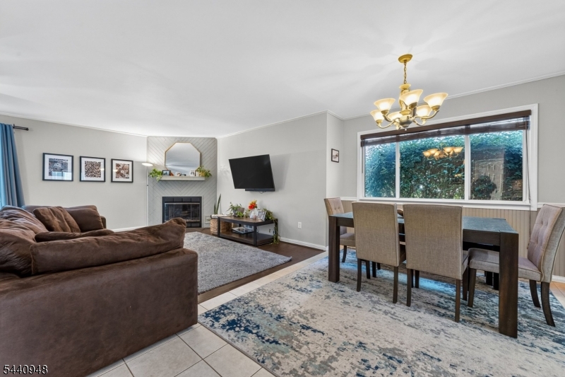 STONEGATE - Residential
