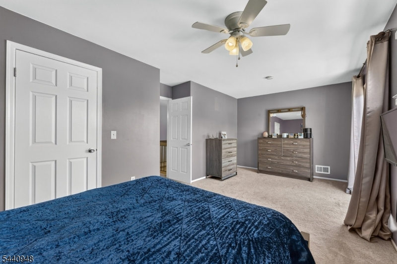 STONEGATE - Residential