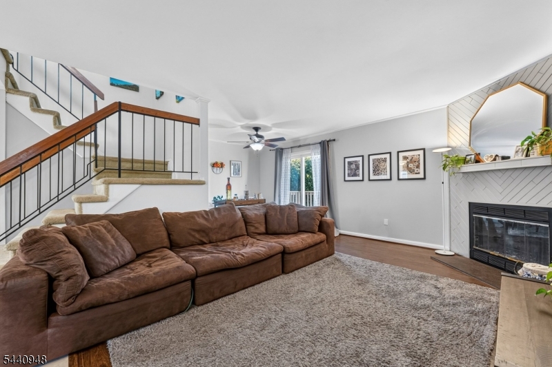 STONEGATE - Residential