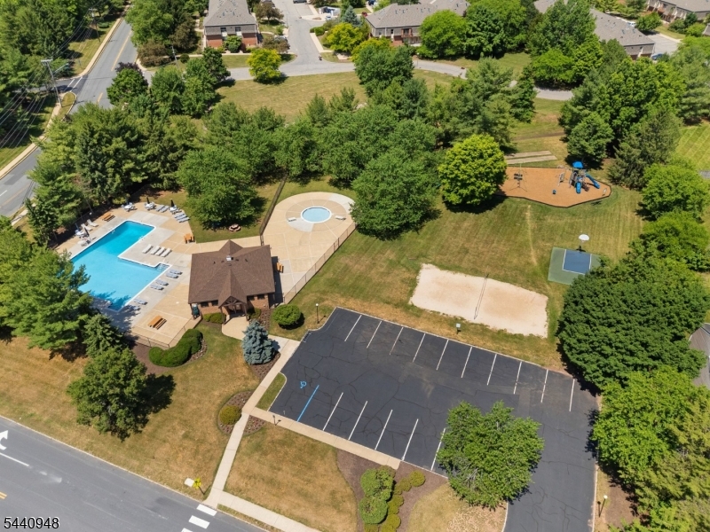 STONEGATE - Residential