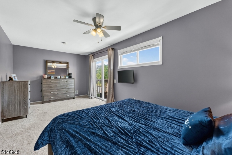 STONEGATE - Residential