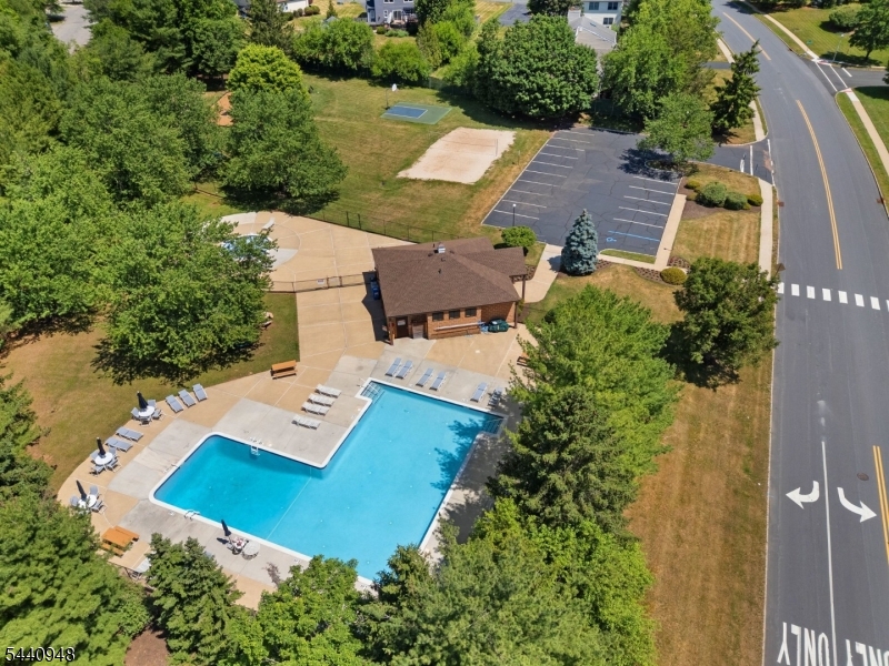 STONEGATE - Residential