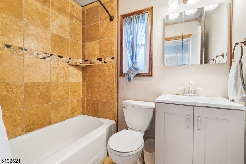White Meadow Lake - Residential