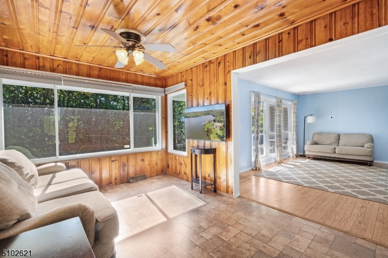White Meadow Lake - Residential