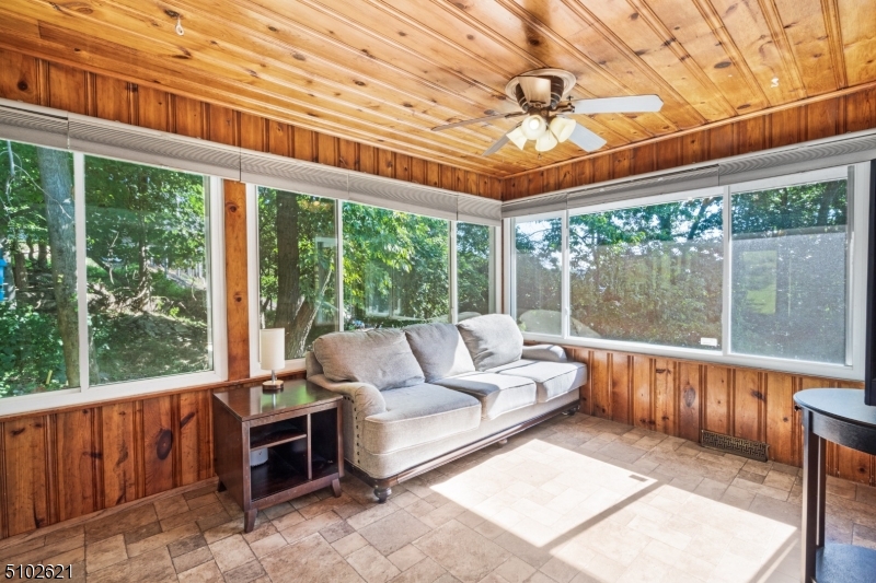 White Meadow Lake - Residential