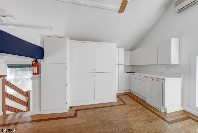 New Vernon - Residential